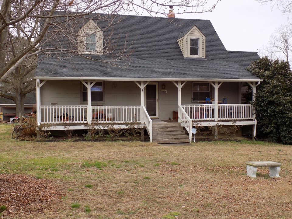 2nd image of 16017 Meridian Ave
