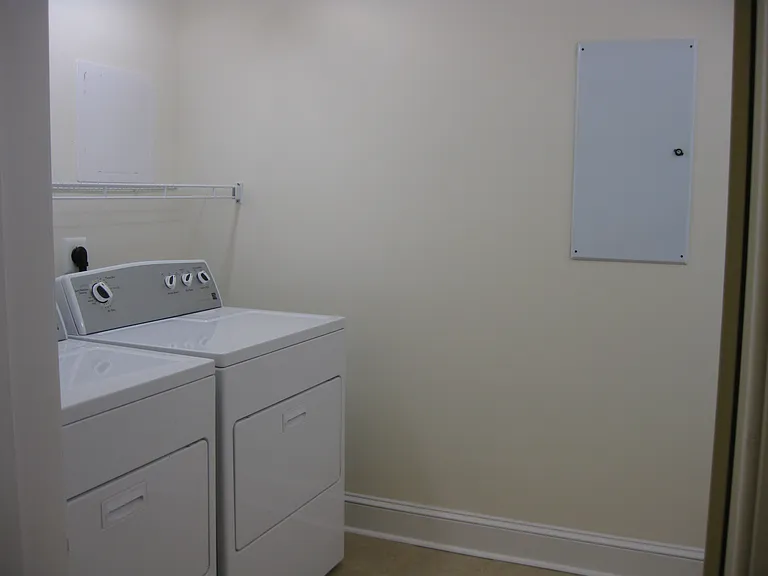 102 N Main St #300 — Photo 11