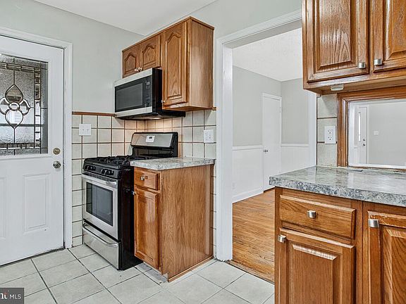 5th image of 119 W Edgevale Rd