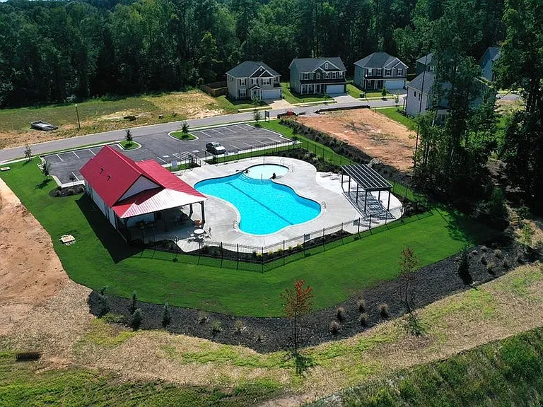 453 Arrowwood Dr — Photo 35