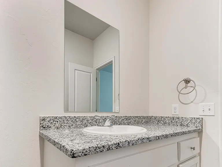3801 Franks Way — Photo 27