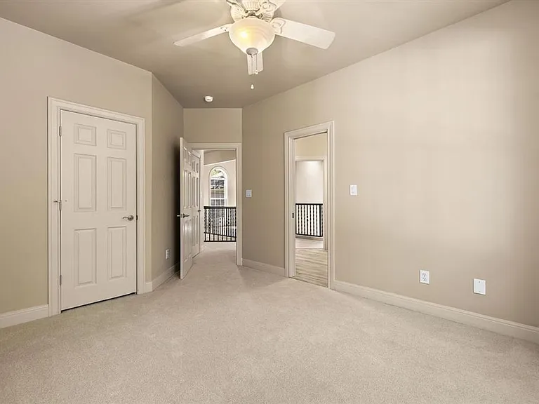 3508 Red Riv — Photo 14