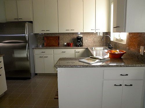 2nd image of 225 Kelton Ave