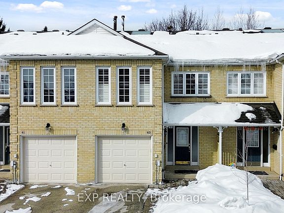 2nd image of 43 Hartnell Sq