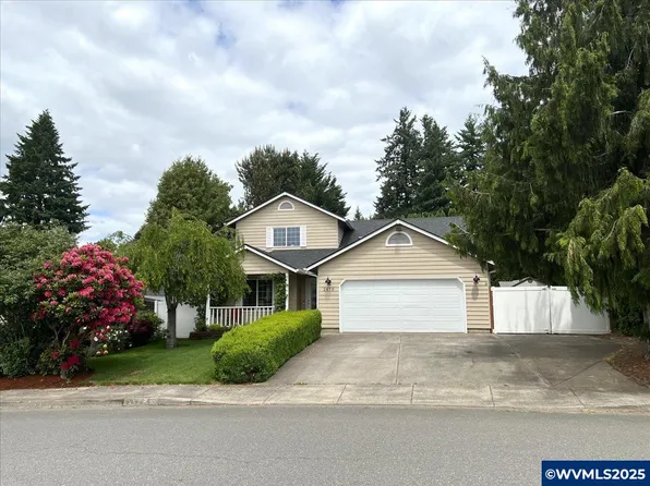 2479 Cherry Blossom Dr NW, Salem, OR 97304