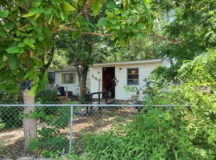 561 S Main St, Hoisington, KS 67544