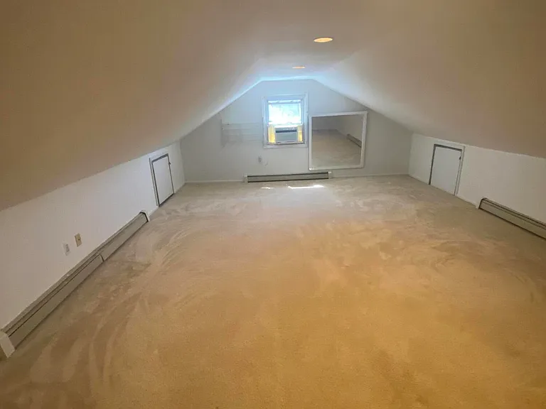 43 Dwight Dr — Photo 7