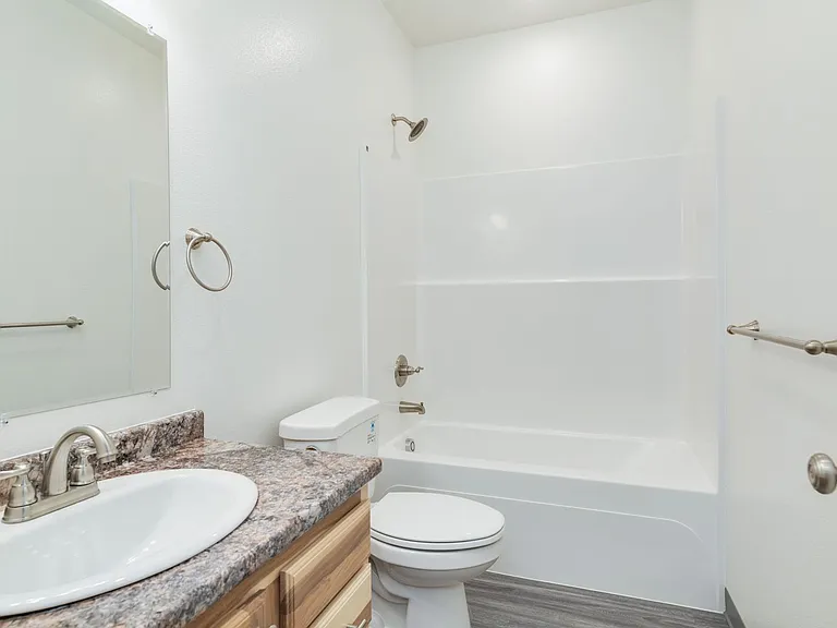 1245 Shane Ct — Photo 6