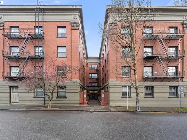 2109 NW Irving St Unit 410, Portland, OR 97210