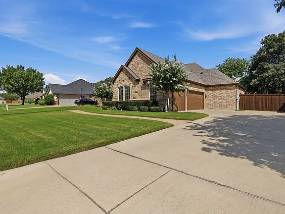 2nd image of 1406 Brynlee Ln