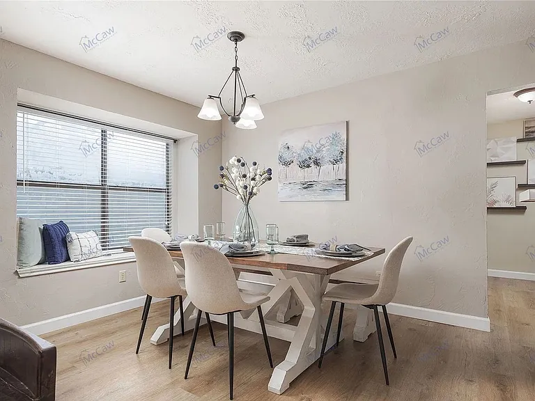 1029 Field Trail Dr — Photo 11