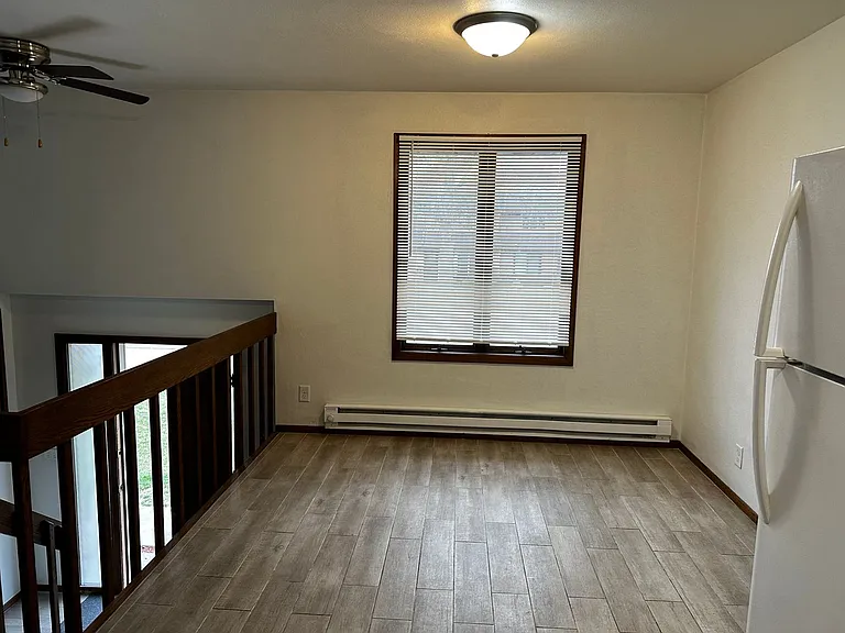 1508-1514 Holly Dr — Photo 5
