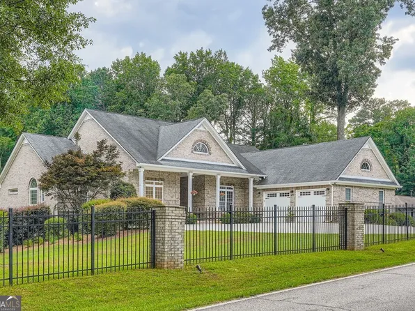 4829 Moon Rd, Powder Springs, GA 30127