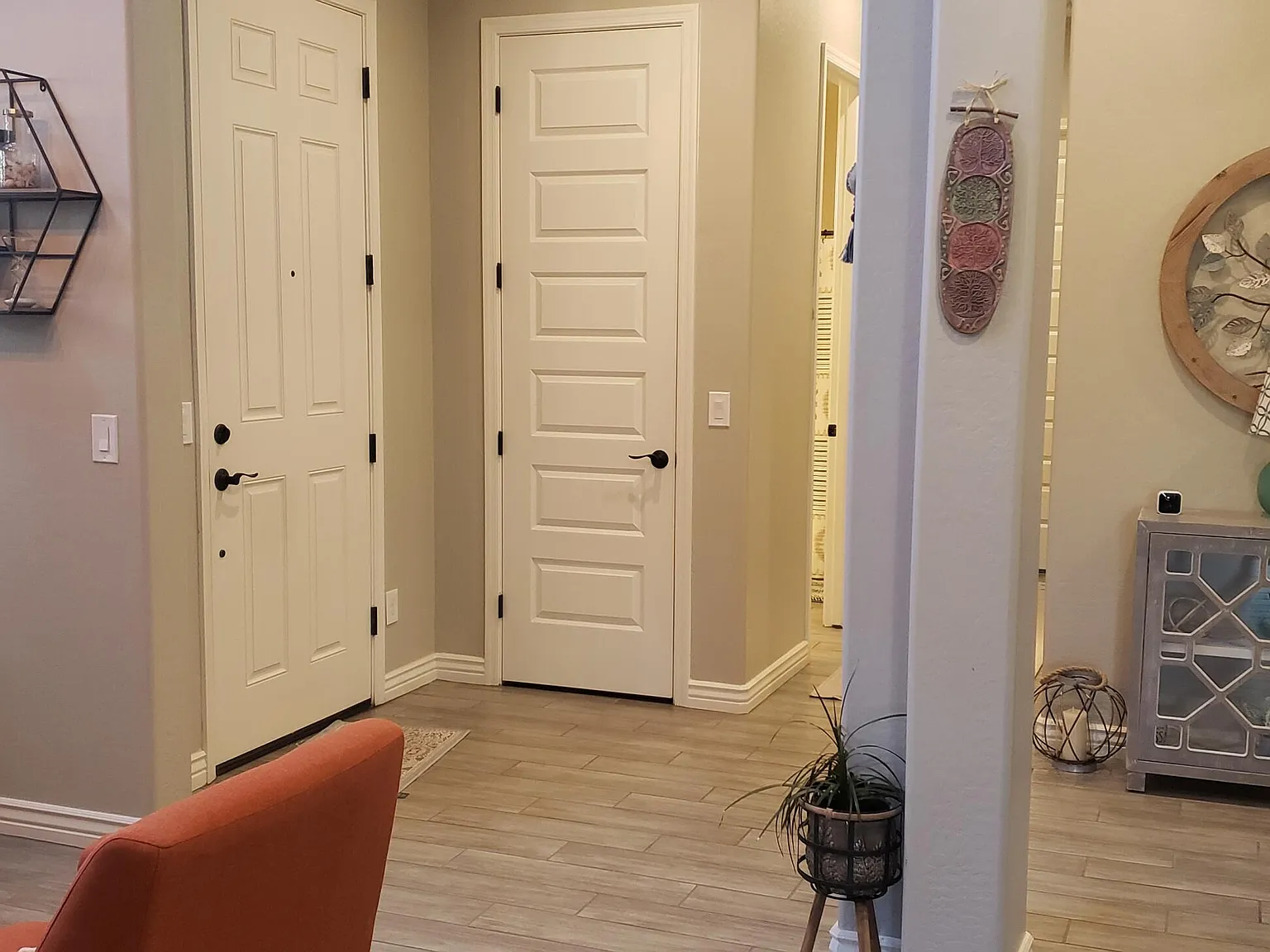 4 bed, 3.0 bath, 3355 sqft, $4,870 — Photo 4