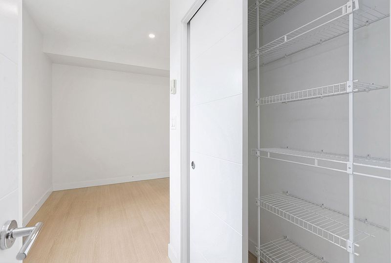 Vancouver Apartment for rent - 2 Bedrooms — photo 24