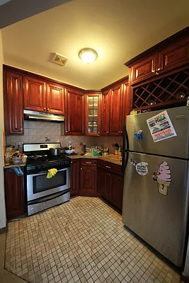 Rented by Kings Court Real Estate | media 14