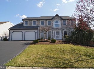 11 Illinois Ave, Reading, PA 19608