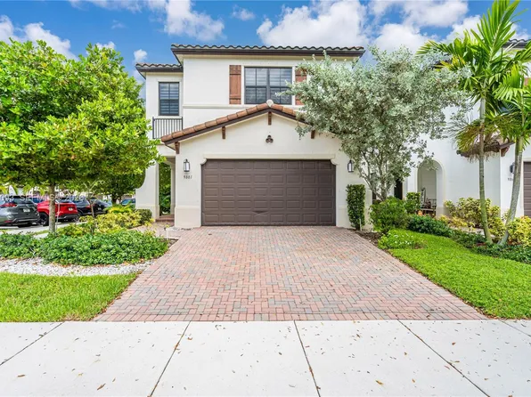 9881 W 34th Ave, Hialeah, FL 33018