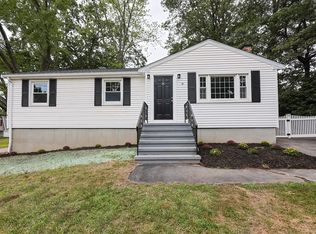 6 Lisa Ann Dr, Bellingham, MA 02019