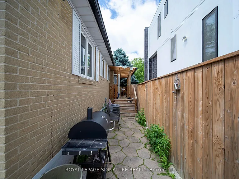 313 Patricia Ave #MAIN — Photo 33