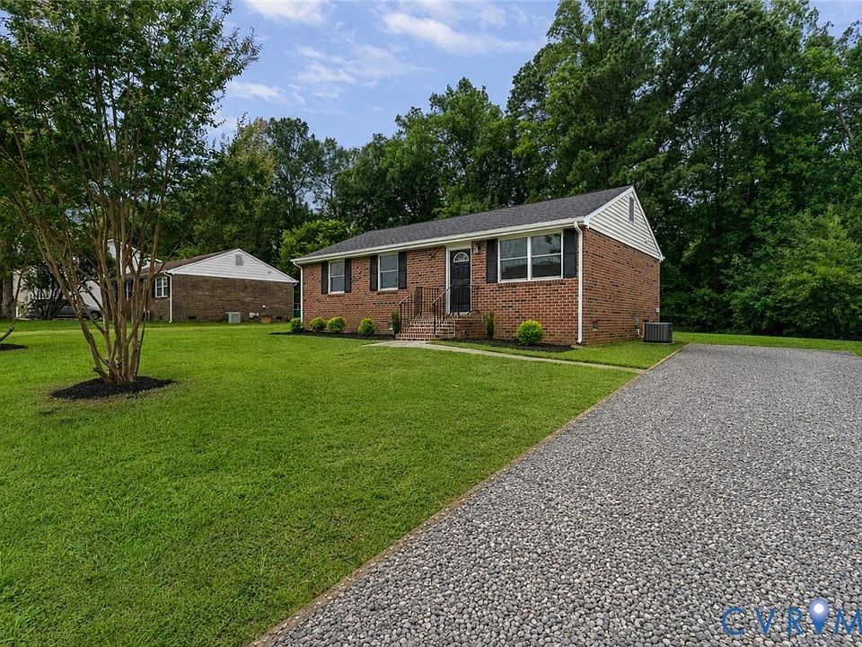1st image of 3924 Lamplighter Dr