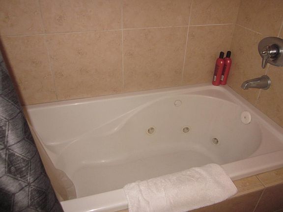 Bathtub