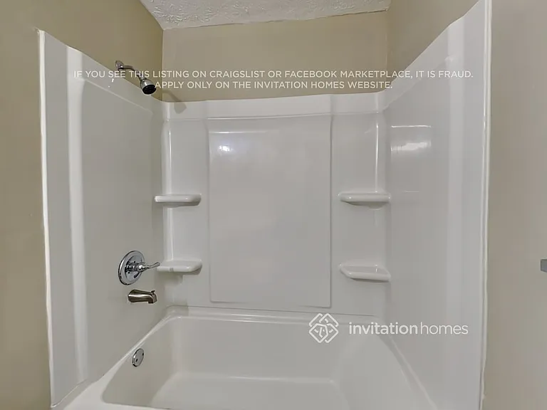 940 Woodbridge Dr NE — Photo 16