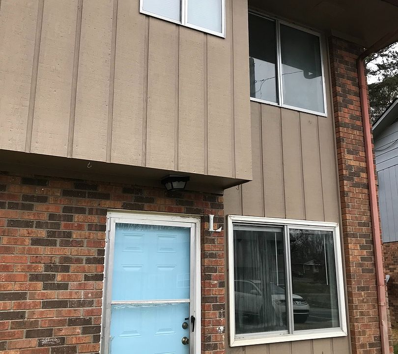 1st image of 51 Rockcastle St #L