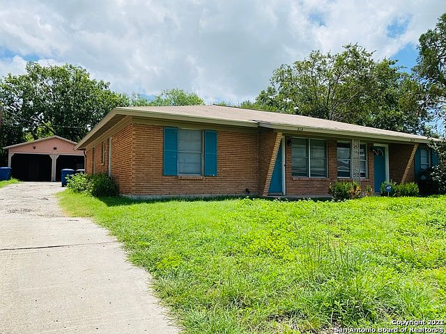 1st image of 214 Bloomfield Dr