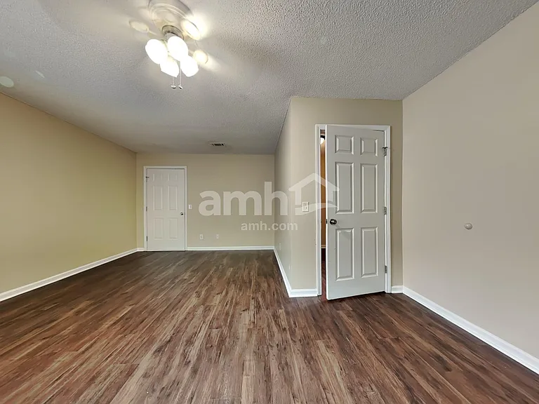 112 Fox Trce — Photo 11