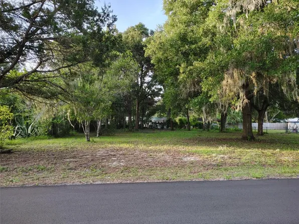 5501 E Live Oak Ln, Inverness, FL 34453