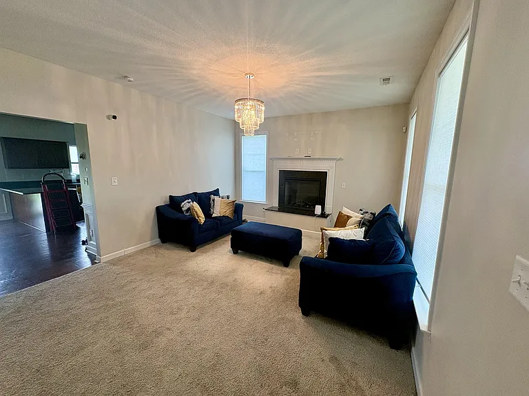 604 Drummond Grove Ln — Photo 15