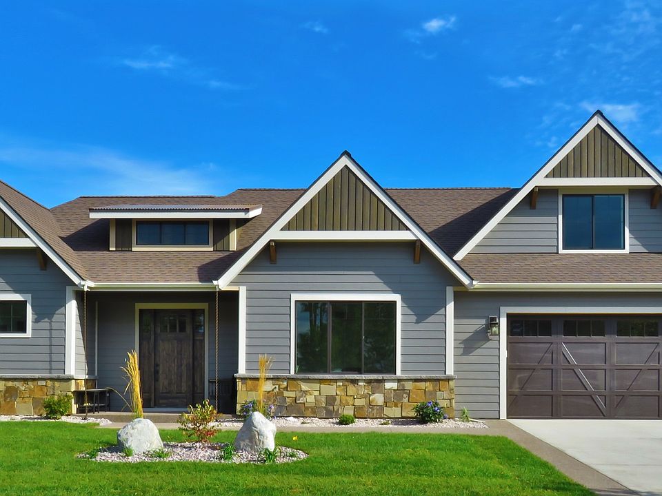Model Home Open Daily 12pm - 5pm