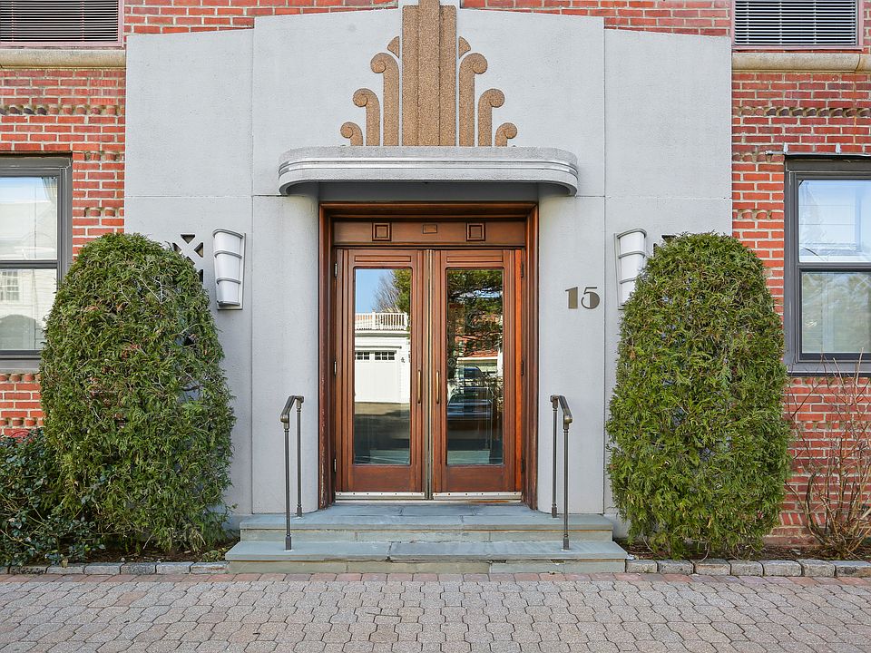 1st image of 15 Lafayette Ct APT 6D