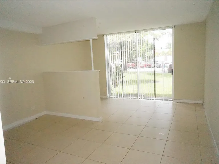 3650 Inverrary Dr #1M — Photo 10