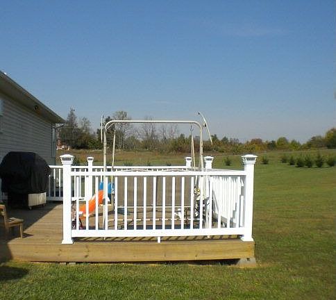3rd image of 35 Chestnut Meadows Dr