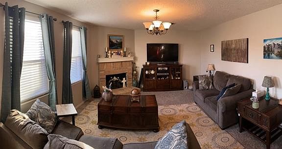 3rd image of 3516 Lipizzan Dr