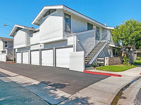 2nd image of 8076 Woodland Dr #32