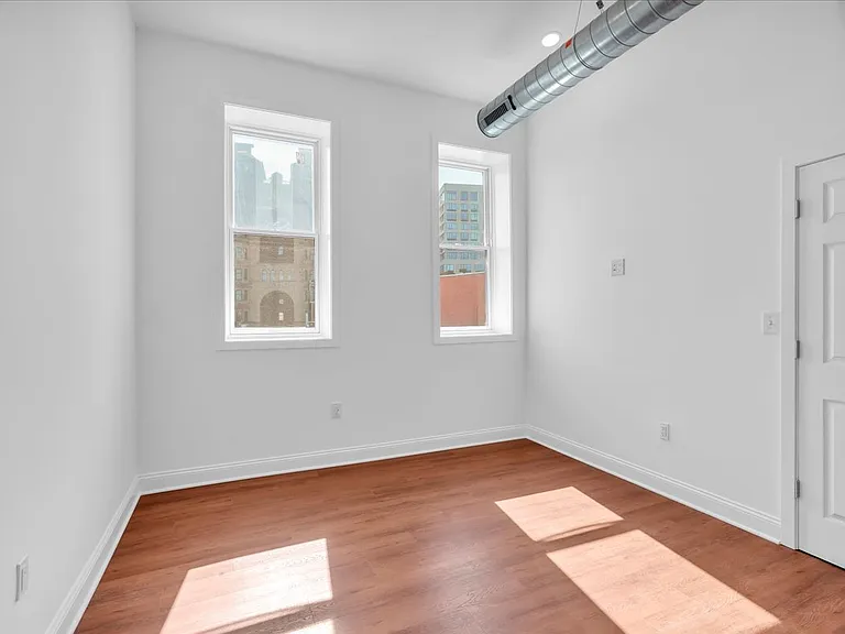 1406 Fairmount Ave #13 — Photo 3