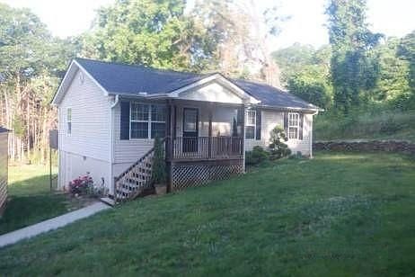 2nd image of 152 Russ Cir