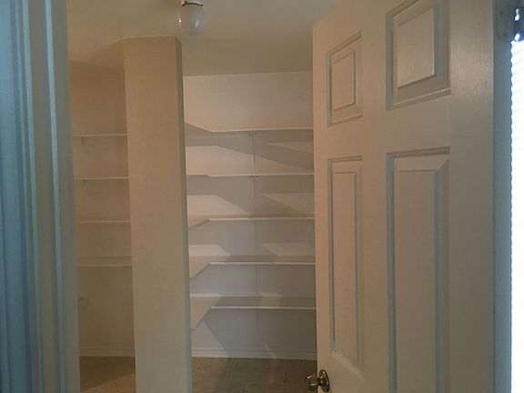 Huge Walk in Kitchen Pantry and Laundry