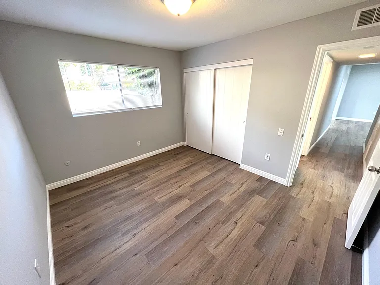 309 W Kelly Ave #B — Photo 22
