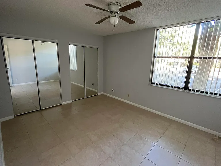1915 Lavers Cir E #E101 — Photo 12