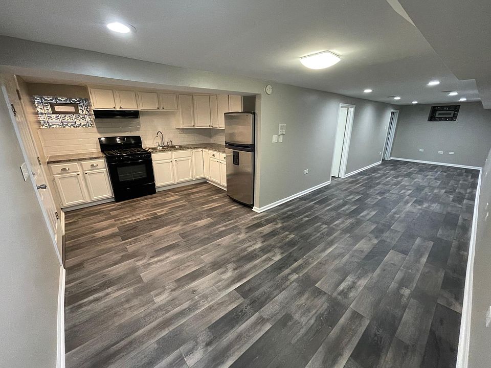 1st image of 3402 W Beach Ave #G