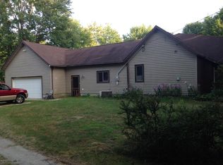 7120 S Quarterline Rd, Spring Lake, MI 49456