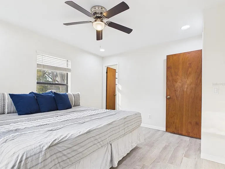 7686 SW 81st St — Photo 19