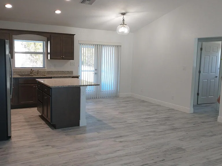 760 Aerostar Ave NW — Photo 6