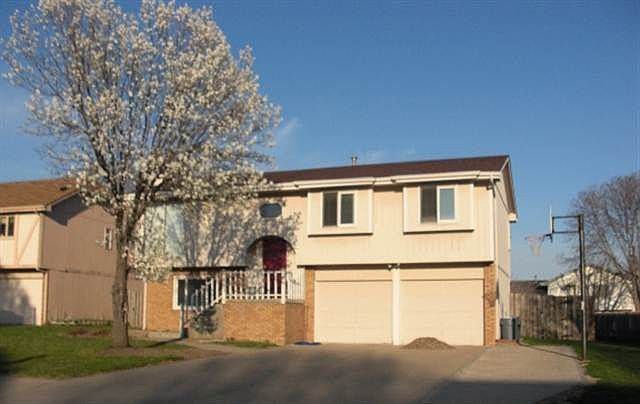 1st image of 3023 S 145th Ave