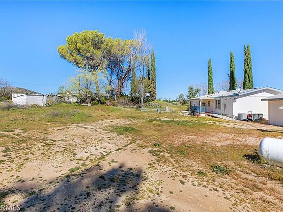 5th image of 43625 Chapman Rd