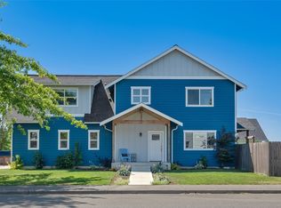 427 6th St, Blaine, WA